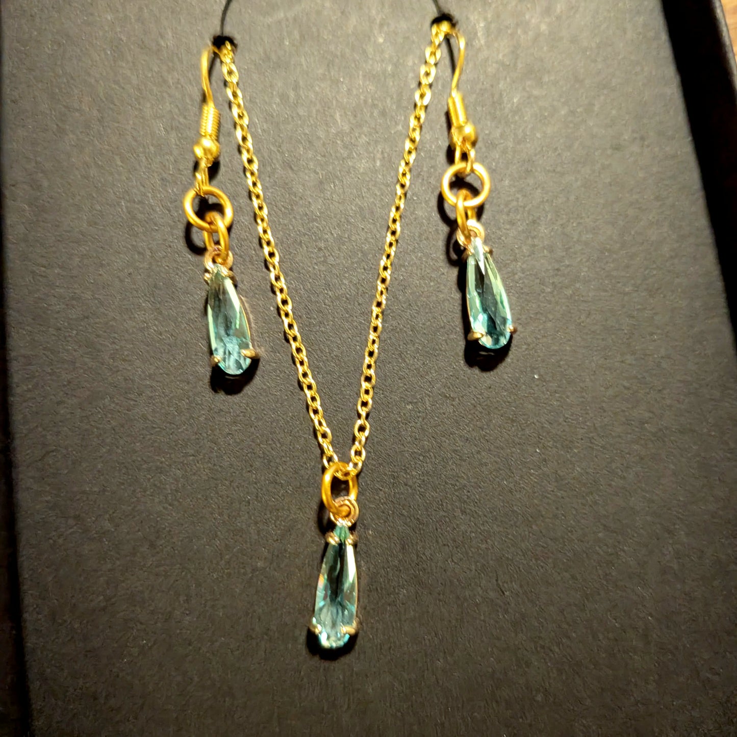 Tear Drop Mini Gem Necklace and Earring Set